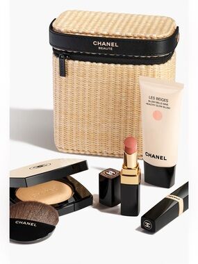 CHANEL Les Beiges Makeup Set with Straw Travel Case - Beige & Black NEW